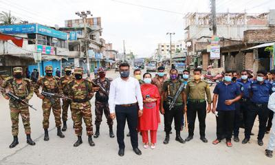 ফুলবাড়ীর তিনটি মার্কেট সিলগালাসহ ৩৮ জনের জরিমানা