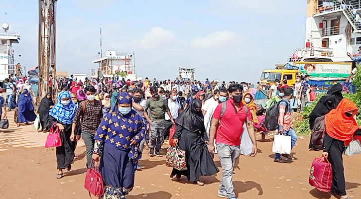 গ্রাম থেকে ঢাকায় না ফিরতে নির্দেশ