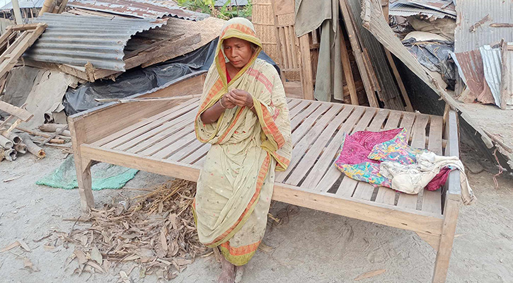 নদী ভাঙনের স্থায়ী সমাধান চায় তিস্তাপাড়ের মানুষ