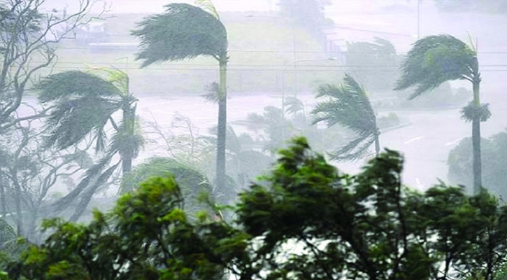 রোববার উপকূলে আঘাত হানতে পারে ঘূর্ণিঝড় ‘বিপর্যয়’