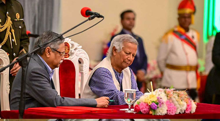 আইনশৃঙ্খলা আর সংস্কারের চ্যালেঞ্জ, কীভাবে সামলাবে ইউনূস সরকার