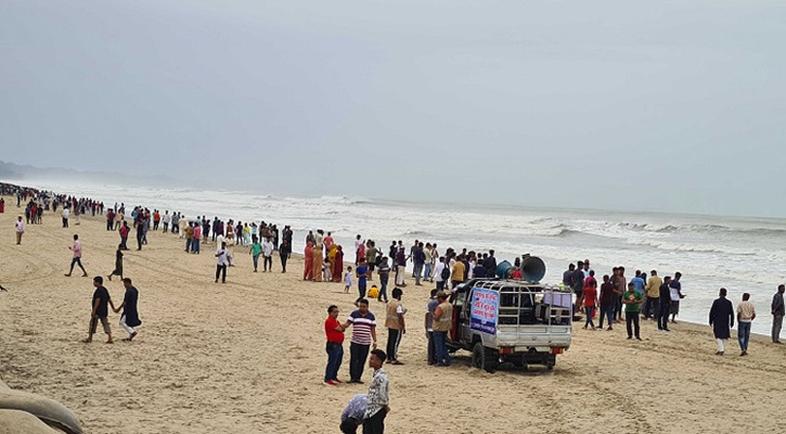 উত্তাল সাগরে পর্যটকদের ভিড়, যে নির্দেশ দিলেন প্রধানমন্ত্রী