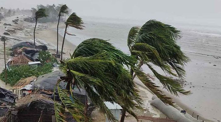 ১১ জেলায় ৬০ কিলোমিটার বেগে ঝড়ের শঙ্কা