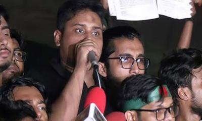 ‘বঙ্গভবনের বিলাসিতা ছেড়ে নিজের পথ দেখুন’