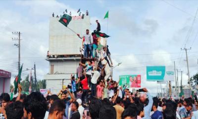 শেখ হাসিনার পদত্যাগ, লক্ষ্মীপুরে বিজয় মিছিল