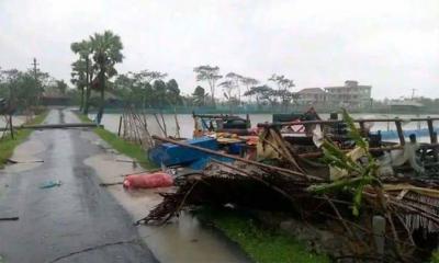 উপকূলজুড়ে রেমালের ক্ষতচিহ্ন