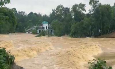 ভেঙে গেছে গোমতীর বাঁধ, প্লাবিত শতাধিক গ্রাম