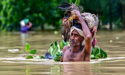 বন্যায় ঝরল ২৩ প্রাণ, ক্ষতিগ্রস্ত ৫৭ লাখ