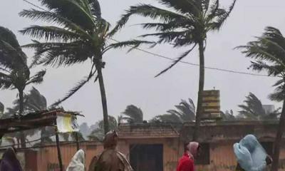 বৃহস্পতিবার আঘাত হানতে পারে ঘূর্ণিঝড় ‘ডানা’