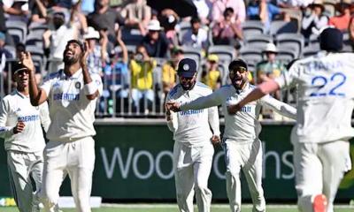 ১০৪ রানে অলআউট অস্ট্রেলিয়া, ৪৬ রানের লিড ভারতের