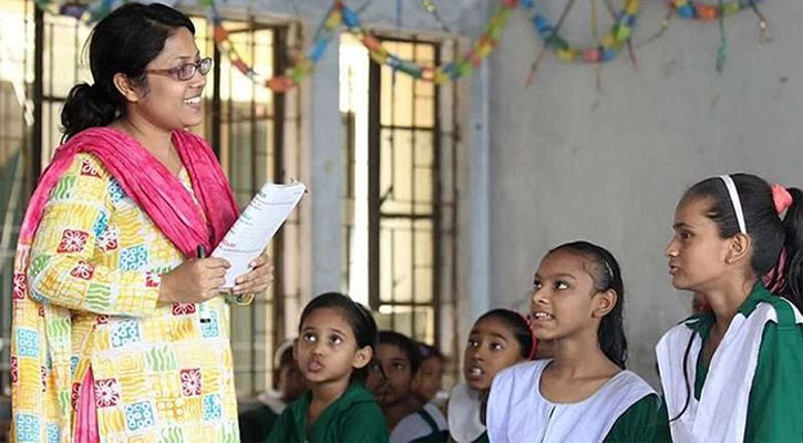 পেনশনের সুখবর পেতে যাচ্ছেন সাড়ে ৫ লাখ শিক্ষক-কর্মচারী