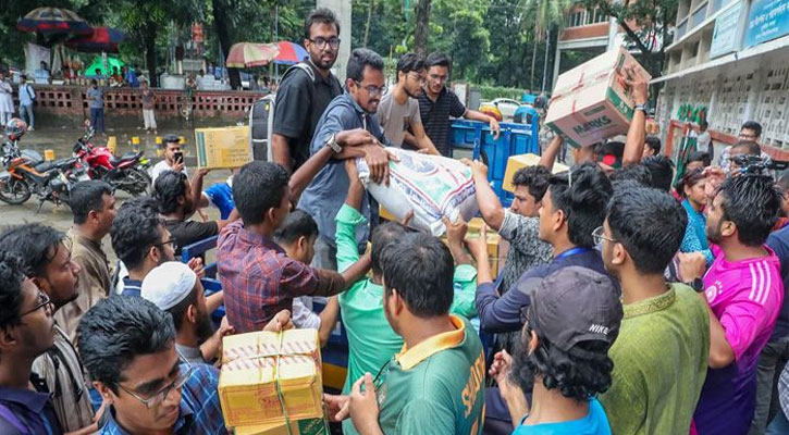 ত্রাণ সংগ্রহে অনন্য রেকর্ডের সাক্ষি থাকলো টিএসসি