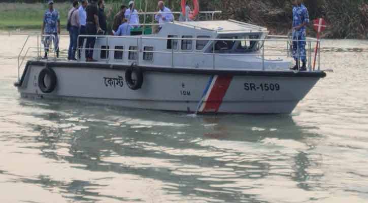 ৫ শ্রমিক নিয়ে মেঘনায় ড্রেজার ডুবি, একদিন পরে থানায় জিডি