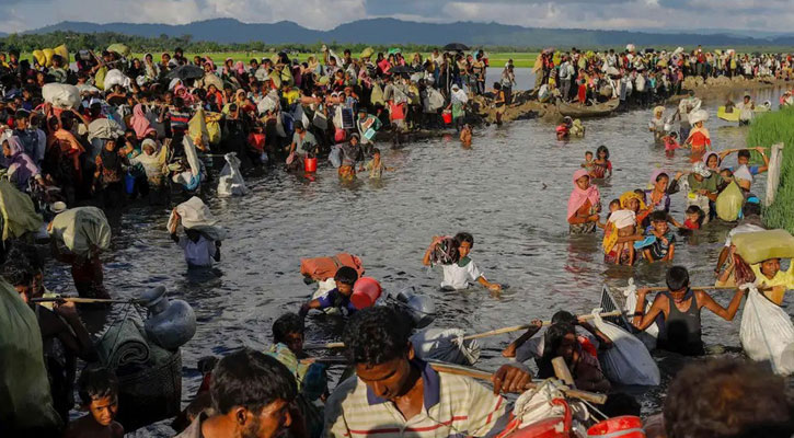 বাংলাদেশ সীমান্তবর্তী মংডুতে ভয়াবহ ড্রোন হামলা, লাশের স্তূপ