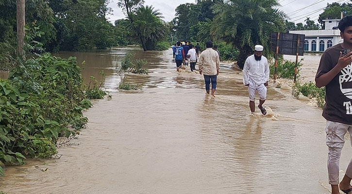 কমতে শুরু করেছে ৩ জেলার বন্যার পানি