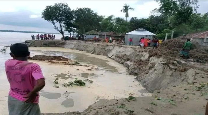 ভাঙন আতঙ্কে তিস্তা পাড়ের মানুষ