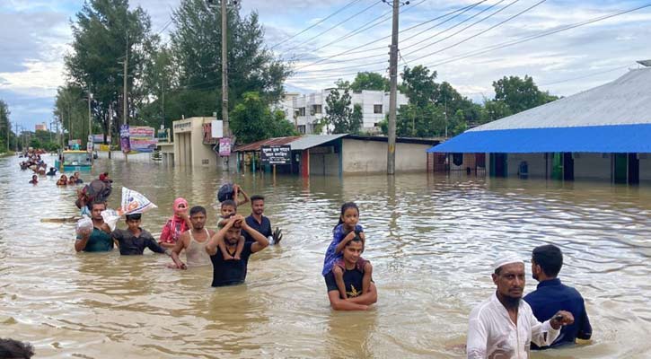 বন্যায় ক্ষতিগ্রস্ত ফেনী-নোয়াখালীর ৯০ শতাংশ মানুষ