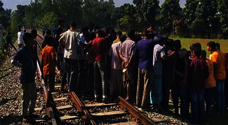 পাটগ্রামে ট্রেনে কাটা পড়ে একসঙ্গে ৪ জনের মৃত্যু