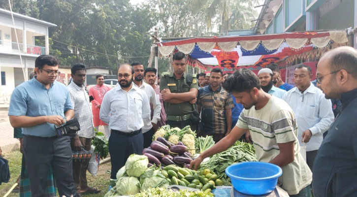 রাজাপুরে চালু হলো কৃষকের পণ্য, ভোক্তাদের স্বস্তি