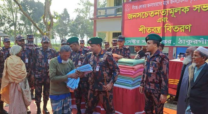 সচেতনতার বাণী নিয়ে সীমান্তবর্তী মানুষের কাছে ছুটছে বিজিবি