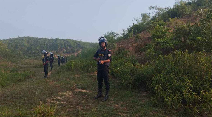 গহীন পাহাড়ে আরসার আস্তানায় র‌্যাবের অভিযান, গ্রেফতার ২