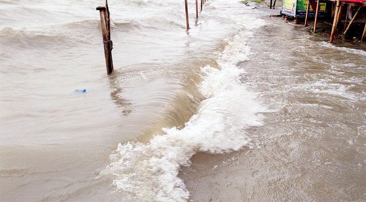 বরিশালে ১০ নদীর পানি বিপৎসীমার ওপরে, প্লাবিত শহর-নিম্নাঞ্চল