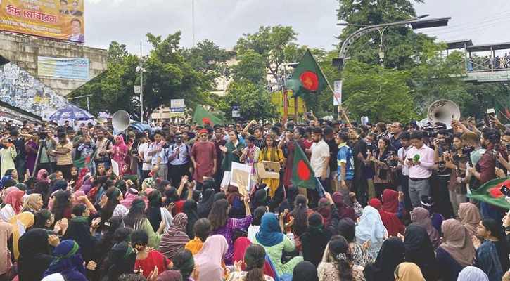 কারফিউ প্রত্যাখ্যান করলেন আন্দোলনের সমন্বয়করা