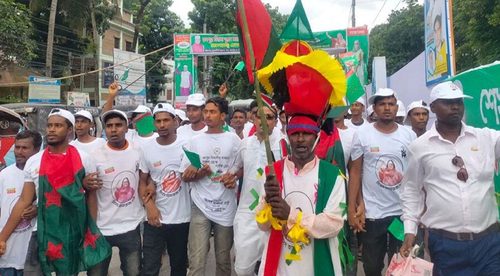 বিএনপি নেতাদের মোটা অঙ্কের টাকা দিয়ে এলাকায় ফিরছেন আ.লীগ নেতারা